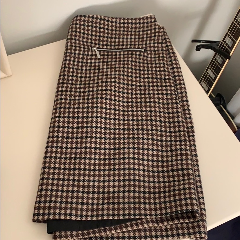 Houndstooth Skirt